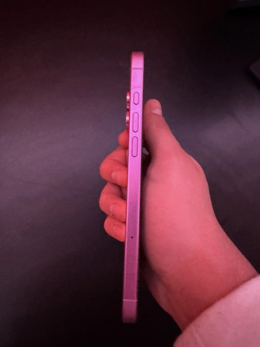 VAND IPHONE 16 PLUS ROZ 128 GB ca nou nouț