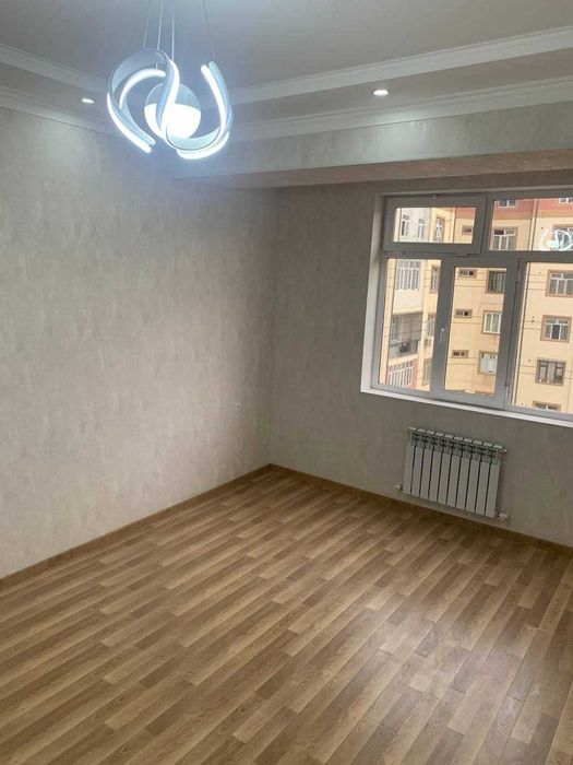 Продам 2-х комнатную с ремонтом.Иззат.Яшнабадский район