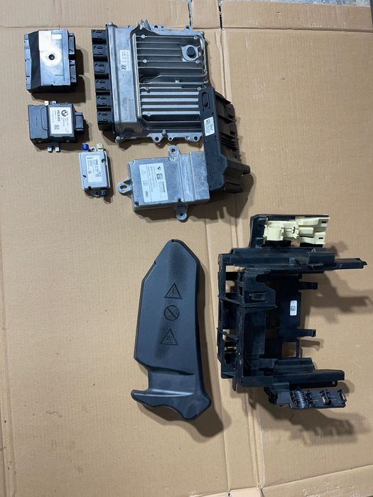 ECU Calculator motor, Modul airbag, Calculator Electric bmw G/F Seria