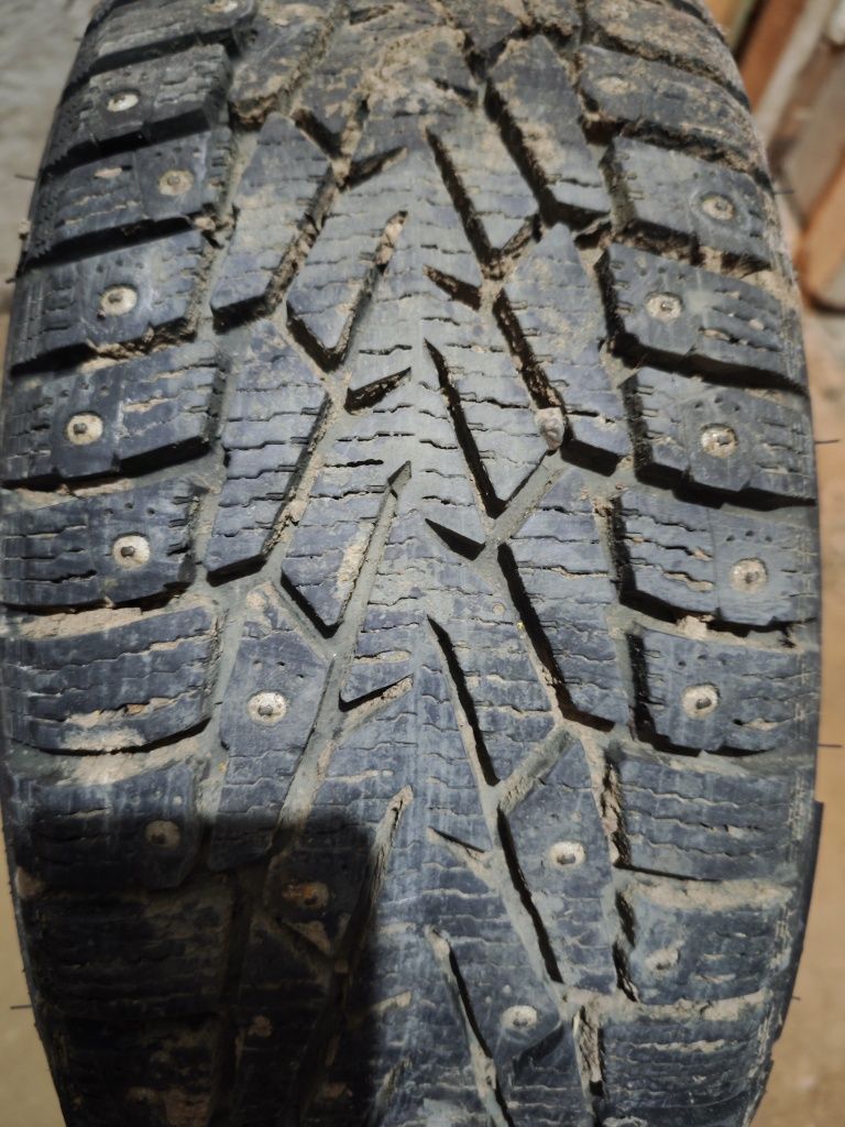 Колеса зимние Nokian Nordman 7 205/60/R16
