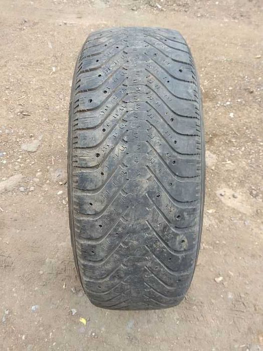 ОДНА шина 235/65 R17 - "GoodYear Ultra Grip 500" (Германия), летняя.