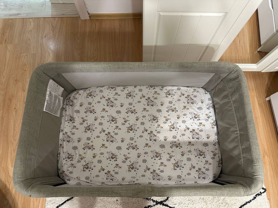 продам классную пристаную кроватку