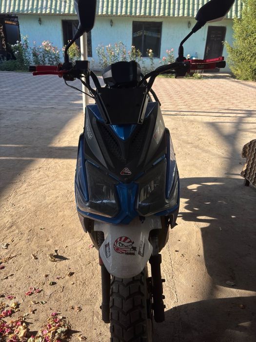 Мопед Bennali 180 куб