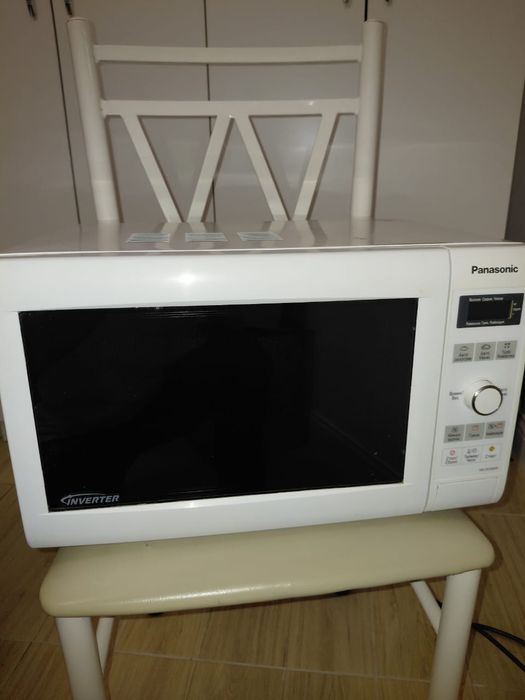 Продам микроволновую печь, кровать, стол, холодильник