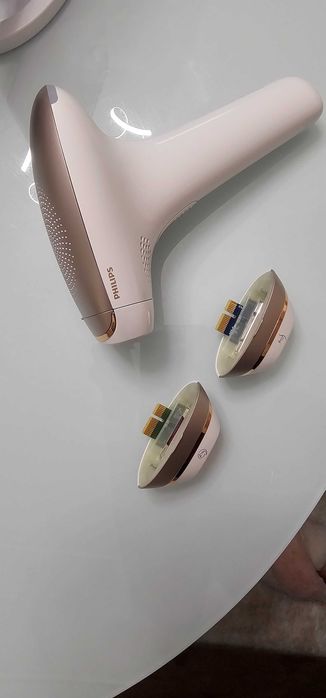 Фотоепилатор Philips Lumea