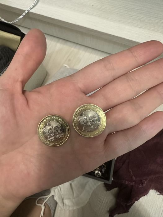 Прродам 100тг 30 лет