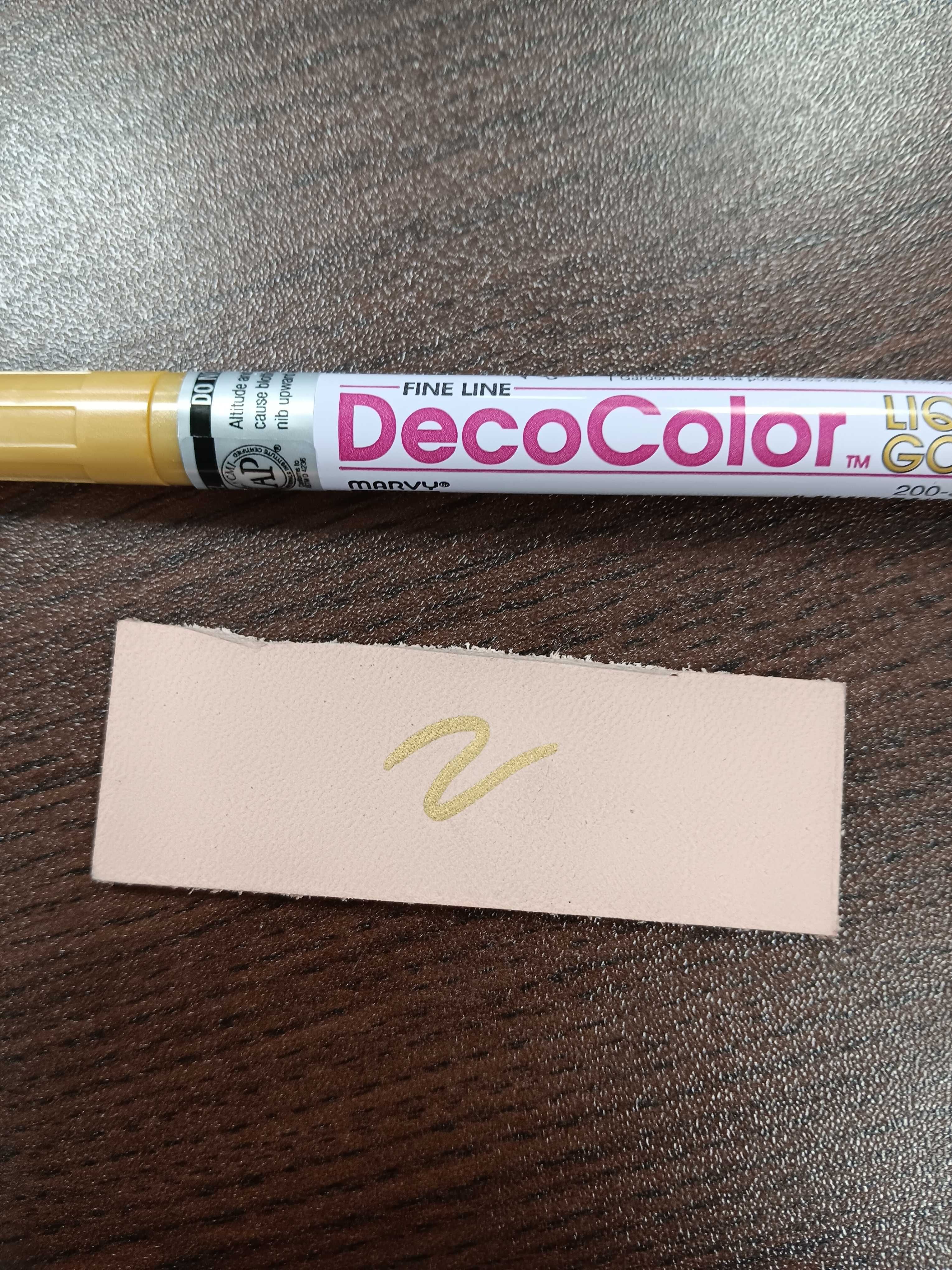 DecoColor Gold  маркер за метал, кожа, дърво, порцелан, стъкло, Япония