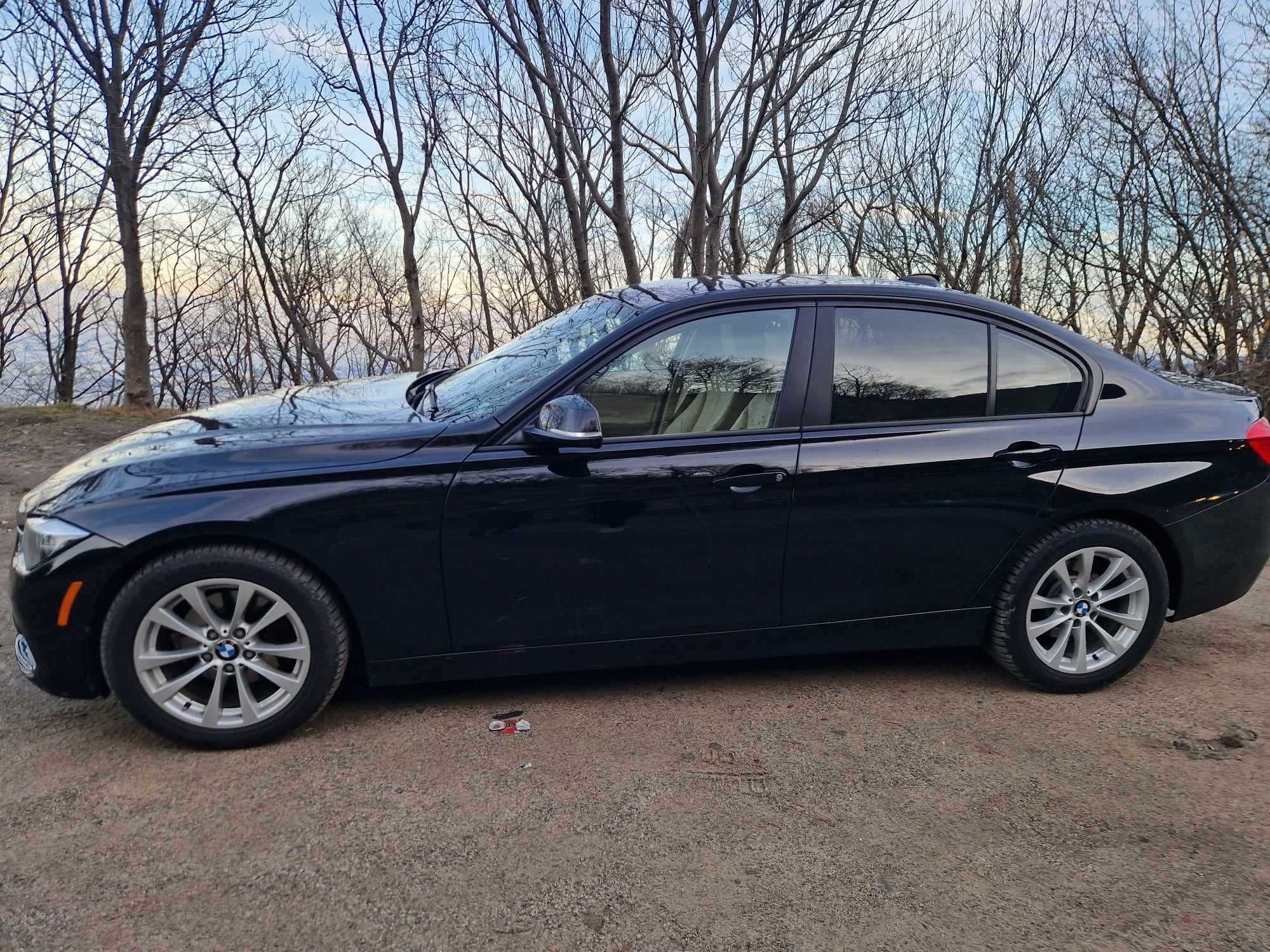 BMW 320i xDrive 2016г.