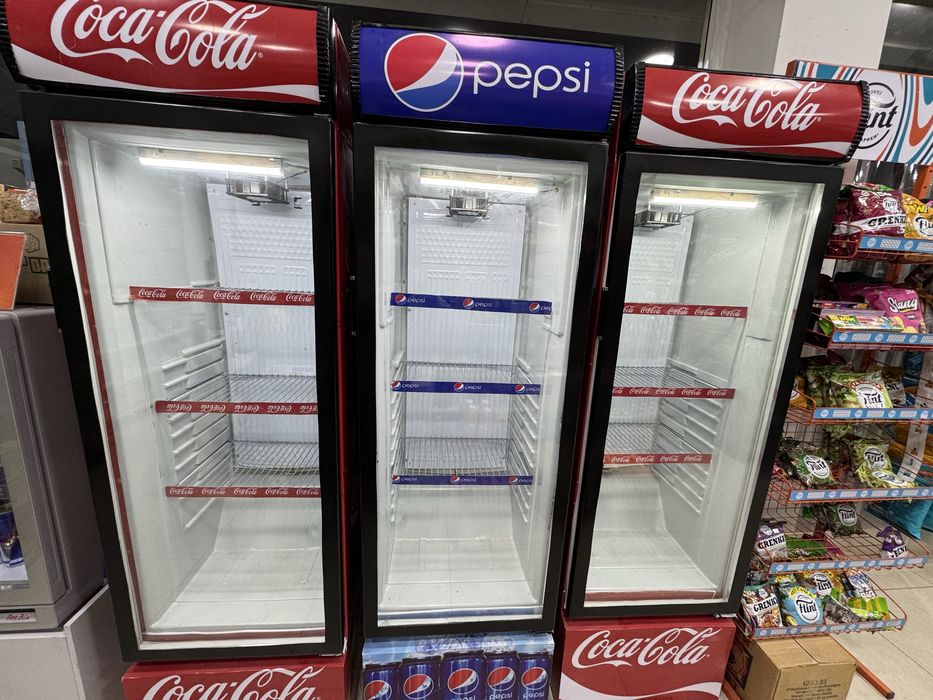 Витринный холодильник