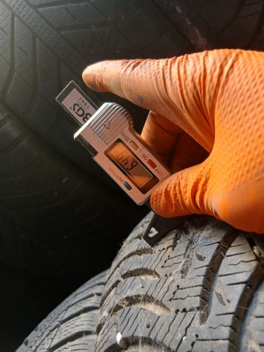 2 cauciucuri de iarna 185 60 r15 michelin