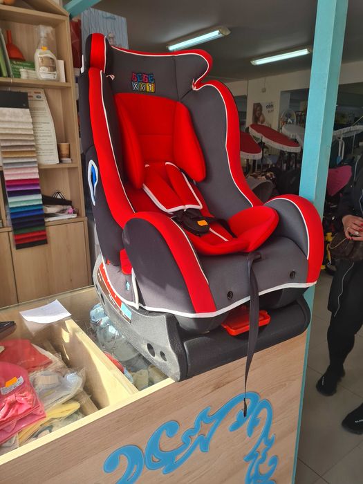 Продавам детско столче за кола 0-25кг