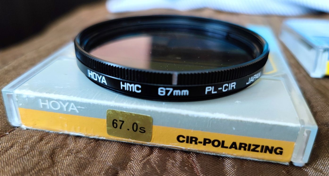 Фотоапарат Nikon D7000, 5 обектива и консумативи
