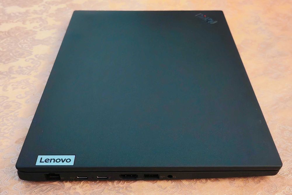 ThinkPad T14 Gen 3 Touch/Core i5-1235U/16GB RAM/256GB SSD/14 FHD+ IPS