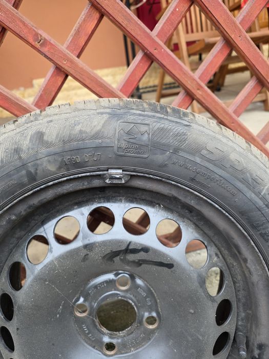 Jenti + anvelope de iarna r15 Opel