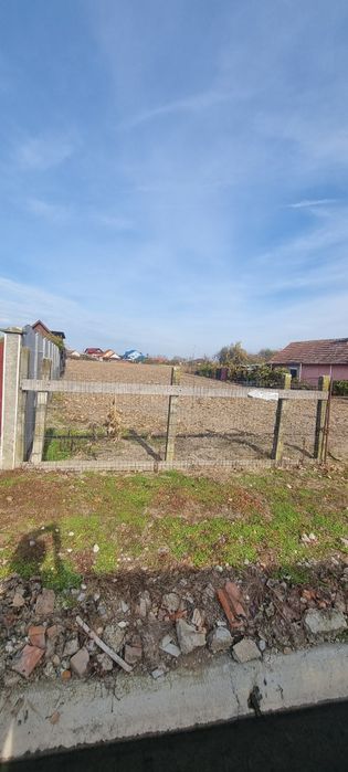 Vand teren intravilan 5493 cu utilitati , Mădăras