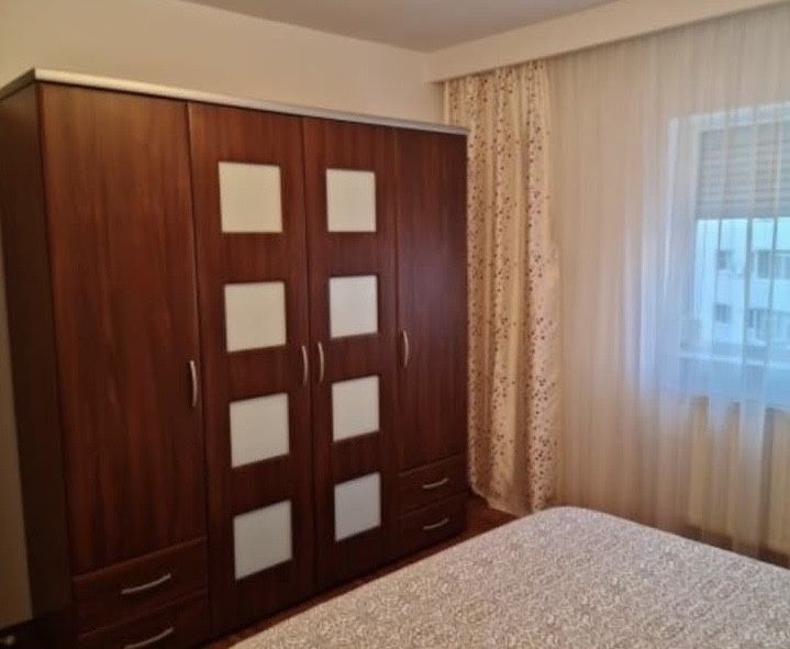Apartament cu doua camere de inchiriat
