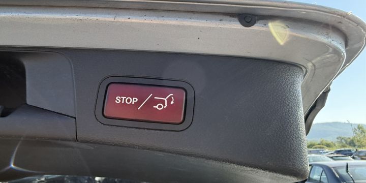 Buton deschidere hayon din interior Mercedes-Benz C-Class W205/S205/C