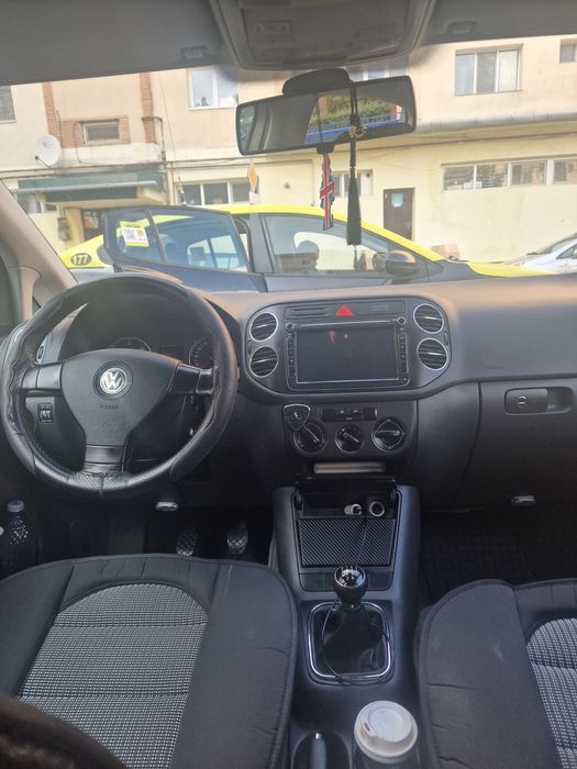 Vând vw golf 5 plus