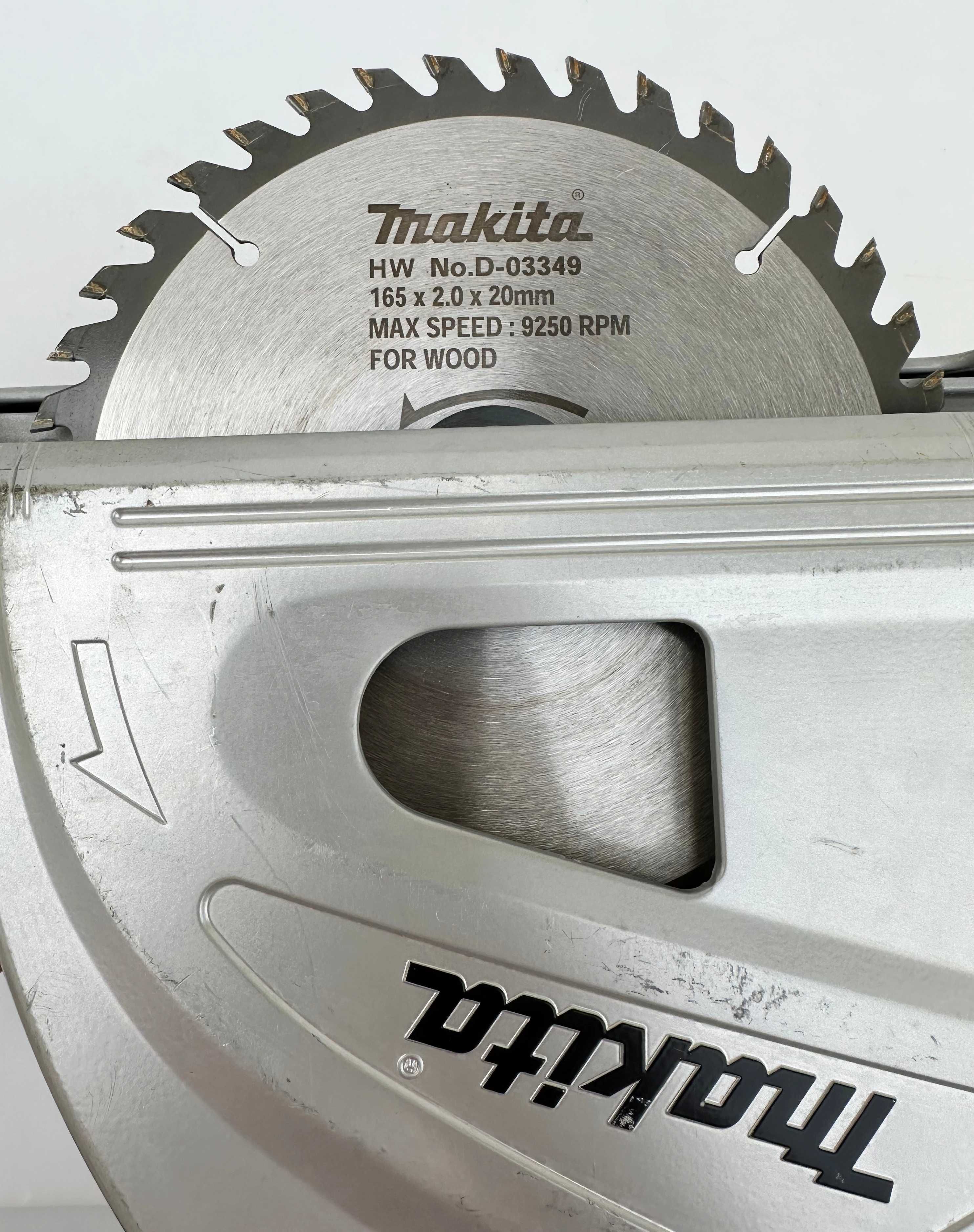 Makita SP6000 - Потапящ циркуляр 1300W перфектен!