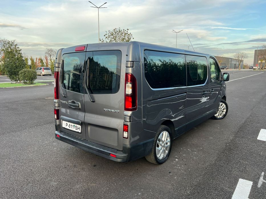 Renault Trafic # 2016 # EURO 6 # EXTRA LUNG # Climă Față-Spate # 8+1 #