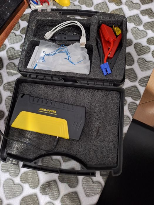 Robot de pornire cu acumulator extern, 50800mAH