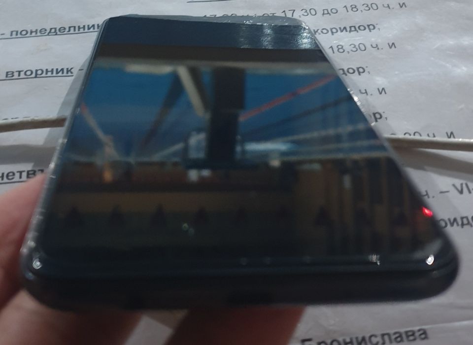 Самсунг А 10 смартфон перфектен