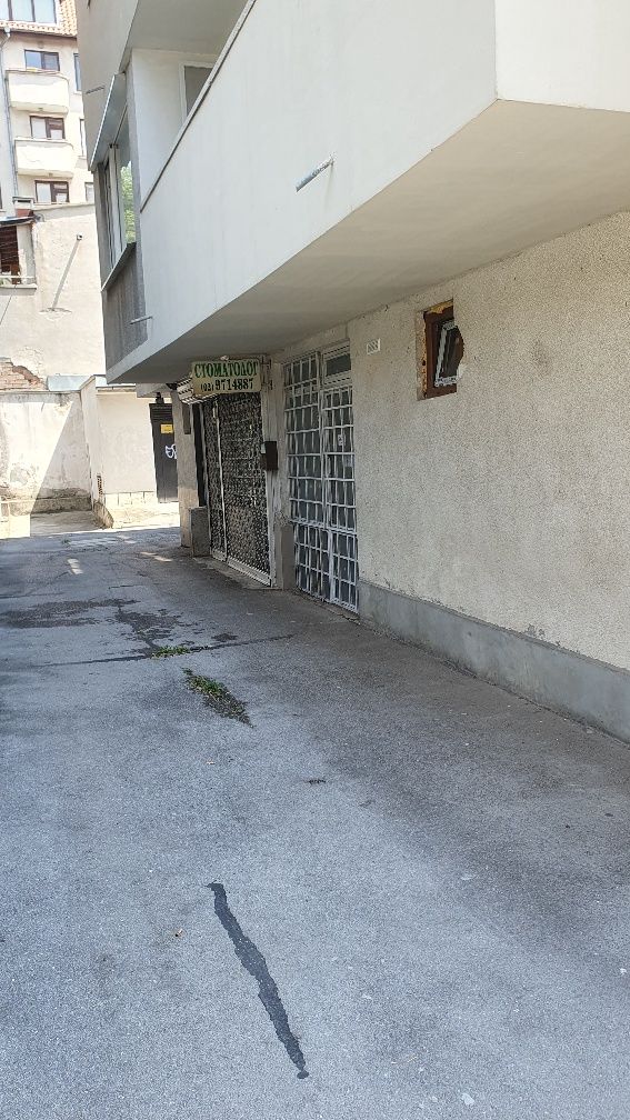 Дава се под наем Магазин в София, Гео Милев - 26 кв.м за 255 € - Снимка #1