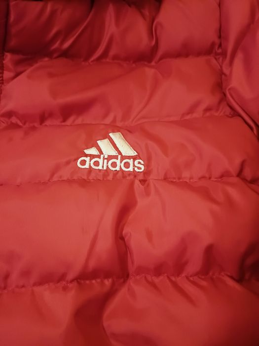 Чисто ново олекотено дамско яке