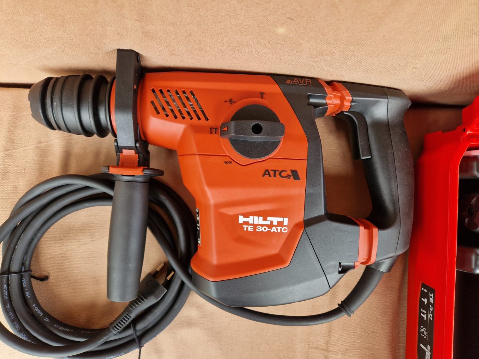 Hilti rotopercutor nou