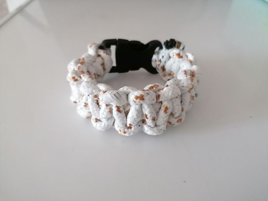 Браслет из веревки