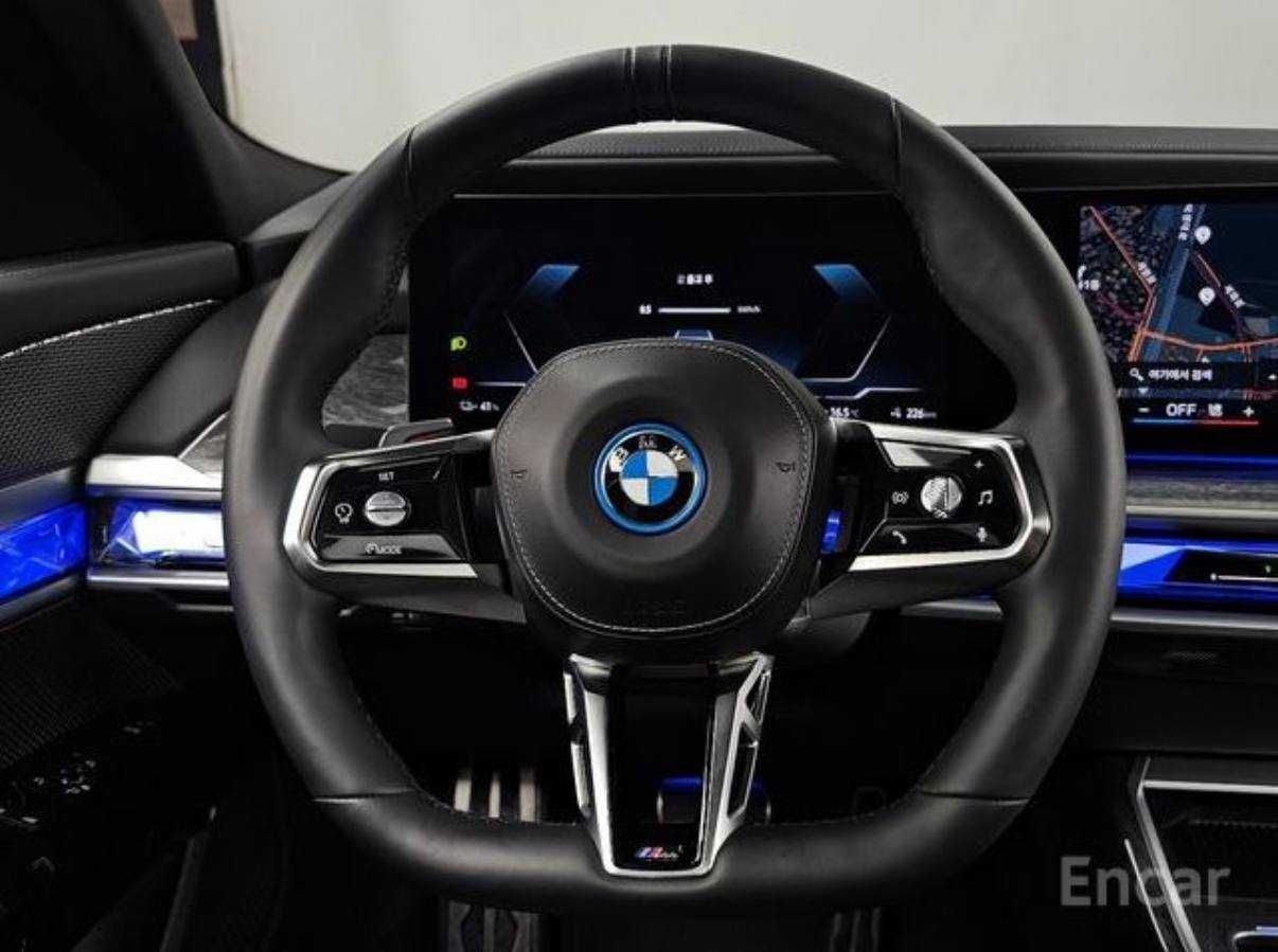 BMW i7 (G70) eDrive M Sport из Южной Кореи