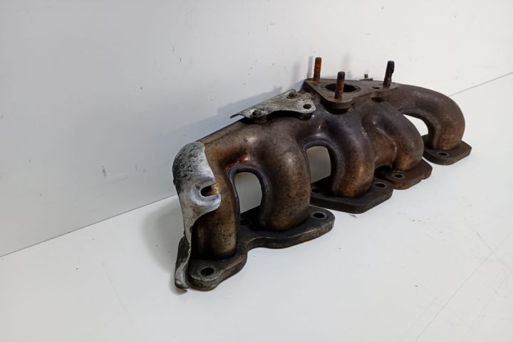 Galerie evacuare 2.5 dci 8200641758L Opel Vivaro  seria