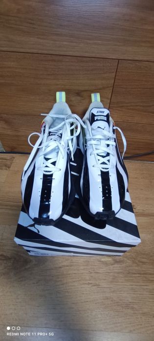 Дамски маратонки Puma STRKR