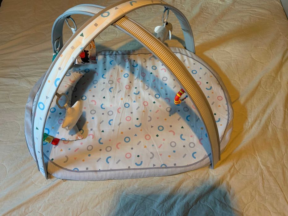 Saltea de activitati pentru bebelusi Lupantte (extra husa in plus)