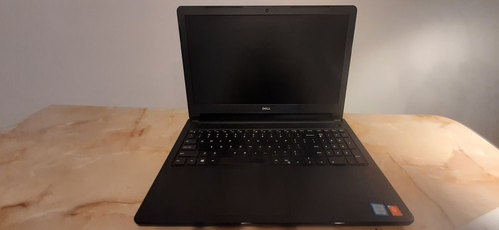 Laptop Dell p51 F i5 i5-6200U Pentru piese netestat -
