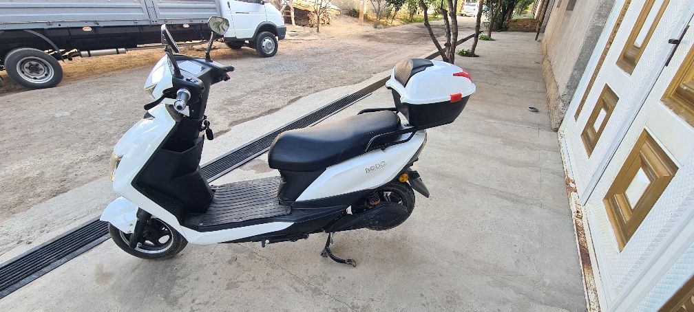 Moto skuter Bodo