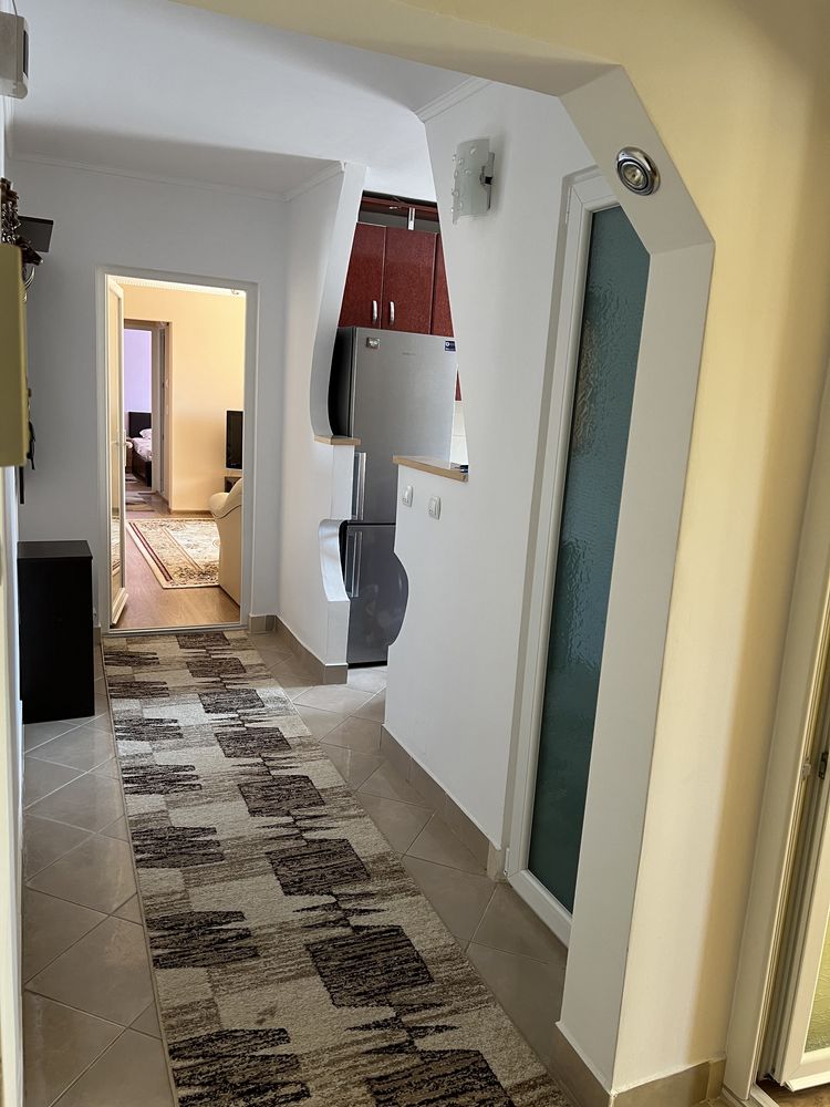 Vand apartament cu 3 camere Micalaca Orizont