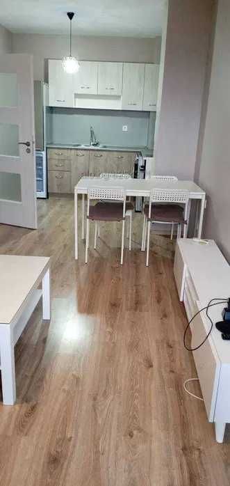 Дава се под наем Двустаен апартамент в Пловдив, Тракия - 66 кв.м за 372.3 € - Снимка #2