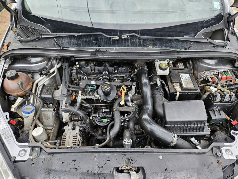 На части peugeot 307 2.0hdi 110кс.