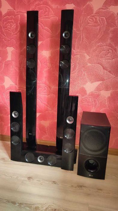 Домашний кинотеатр LG