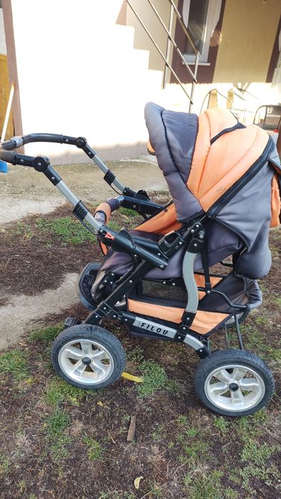 Cărucior tip sport sau și landou