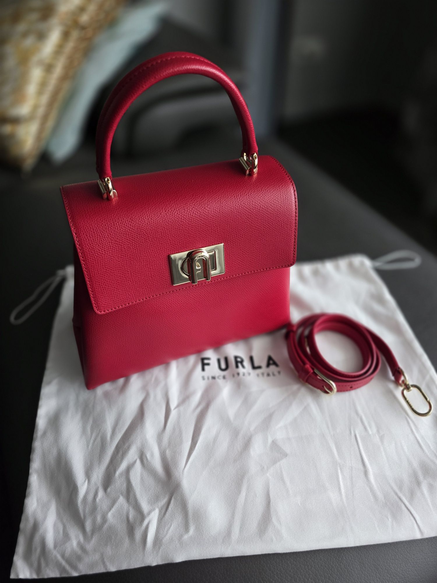 Дамска чанта Furla