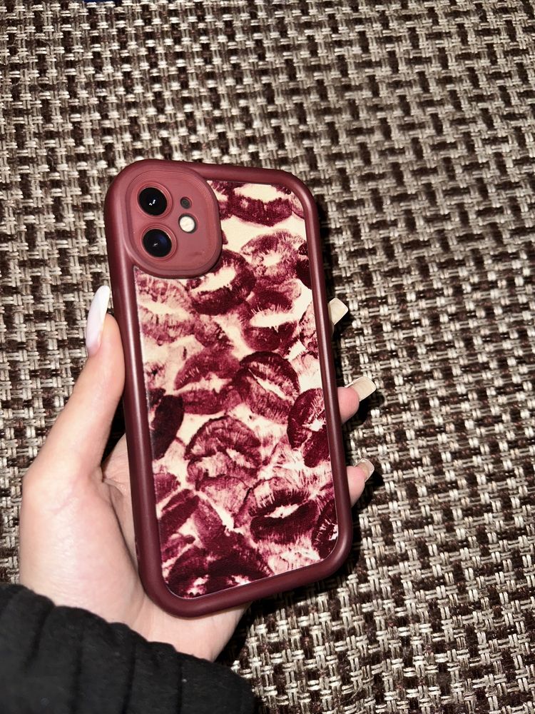 Продам iPhone 11