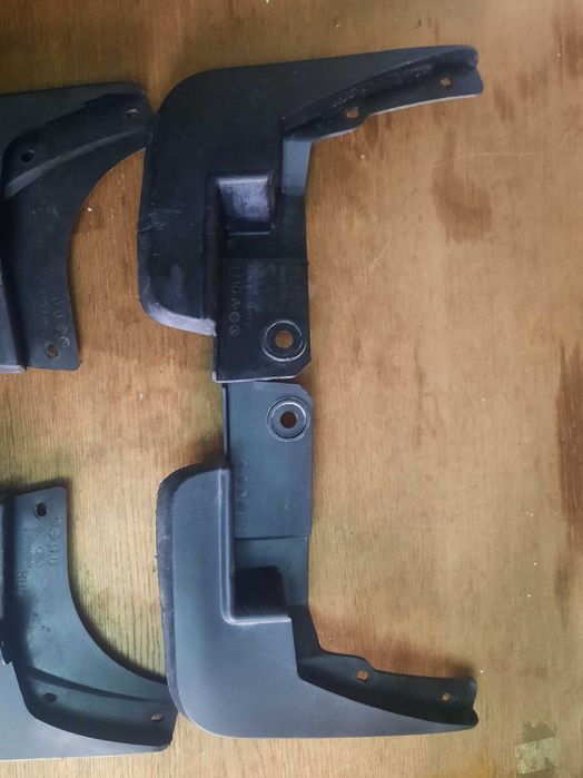 Брызговики на LADA X RAY