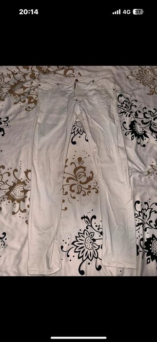 Blugi Dsquared2, ca noi