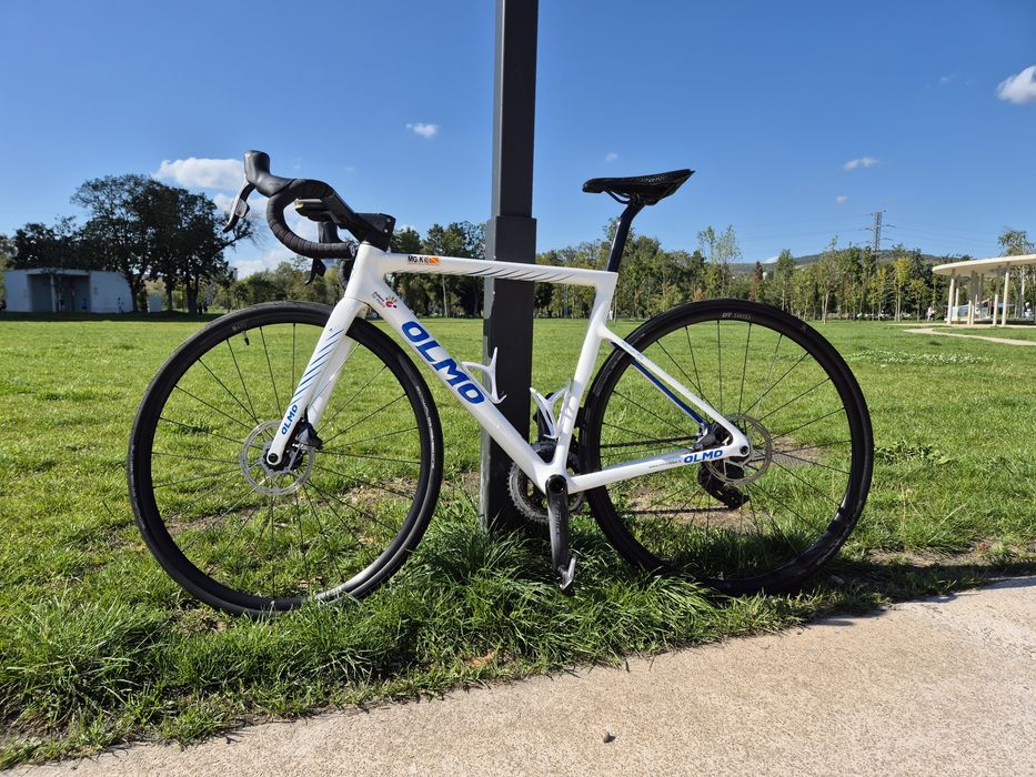 Bicicleta cursiera carbon Olmo Nerax XS Sram Force AXS