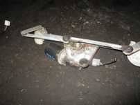 Ansamblu stergatoare fata complet motoras Toyota Yaris an 2002