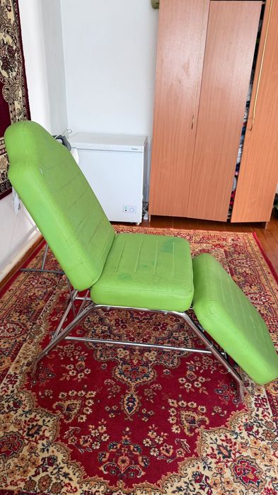 Кресло кушетка б/у