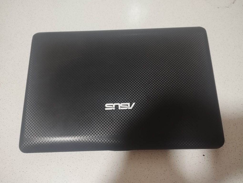 Продам нетбук asus