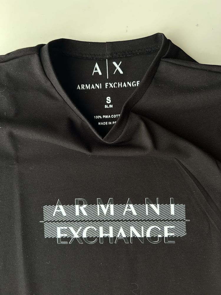 Дамска тениска S на Armani Exchange ОРИГИНАЛНА